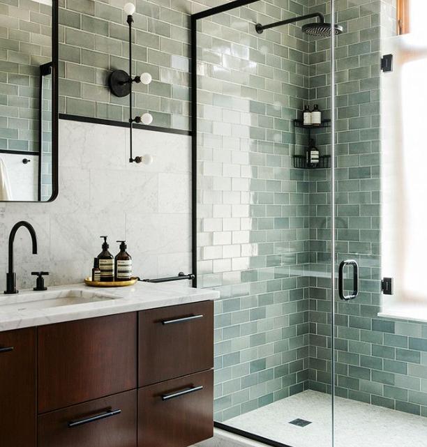 Glass Tiles for Kitchen Backsplash and Bathroom Walls
