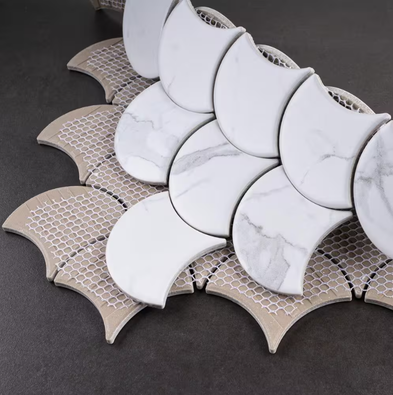 Calacatta Gold Italian Marble Fish Scale Fan Shaped Sea Shell Mosaic Tile Polished (Glossy)