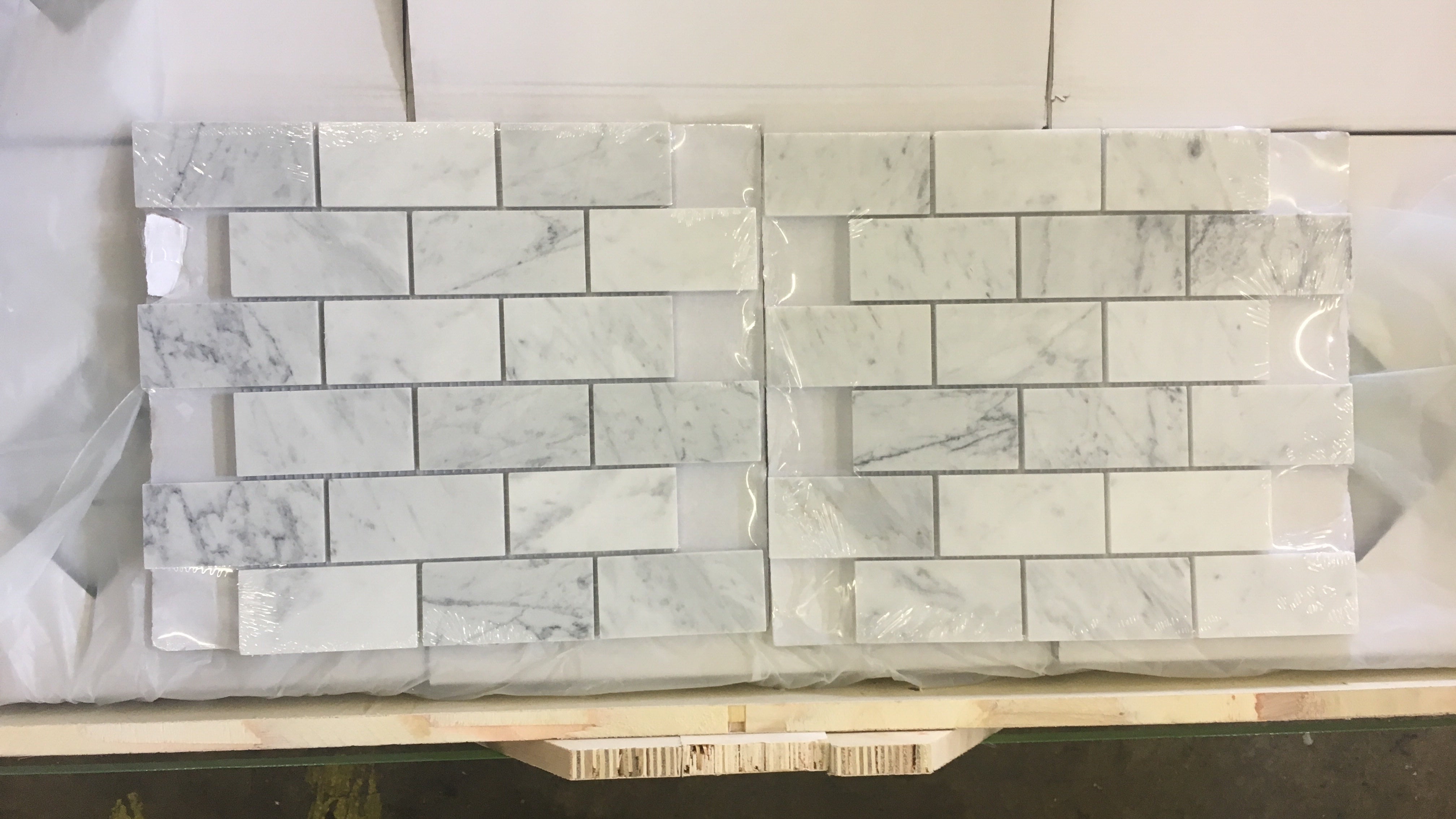 Carrara White Italian Carrera Marble Subway Brick Mosaic Floor Wall Tile 2x4 Honed for Kitchen Backsplash, bathroom Shower, Accent Décor, Fireplace